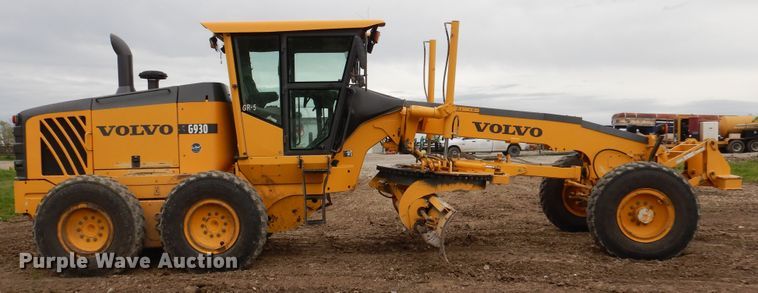 image for item EK9211 2007 Volvo G930 motor grader