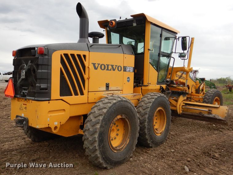 image for item EK9211 2007 Volvo G930 motor grader