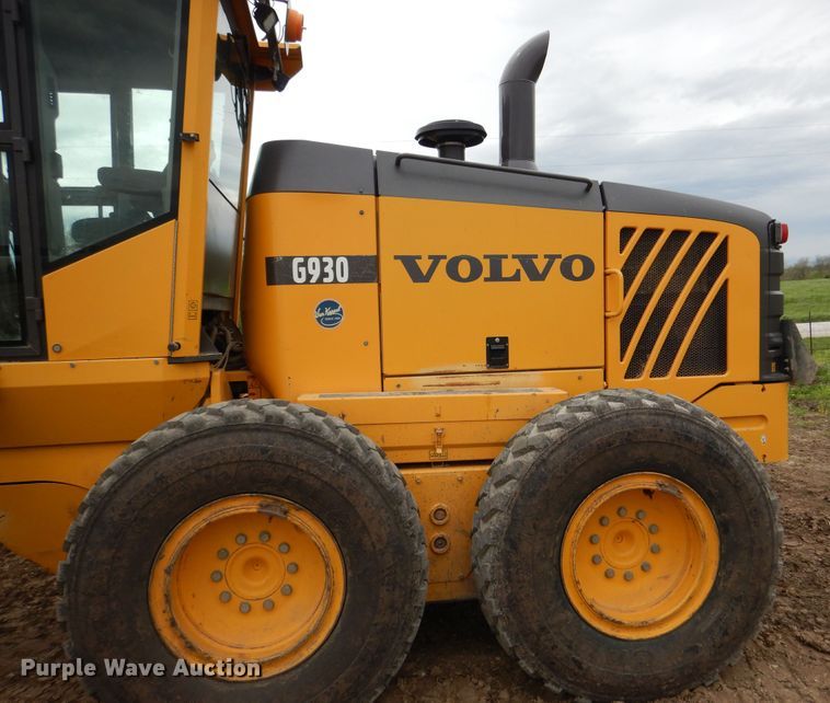 image for item EK9211 2007 Volvo G930 motor grader