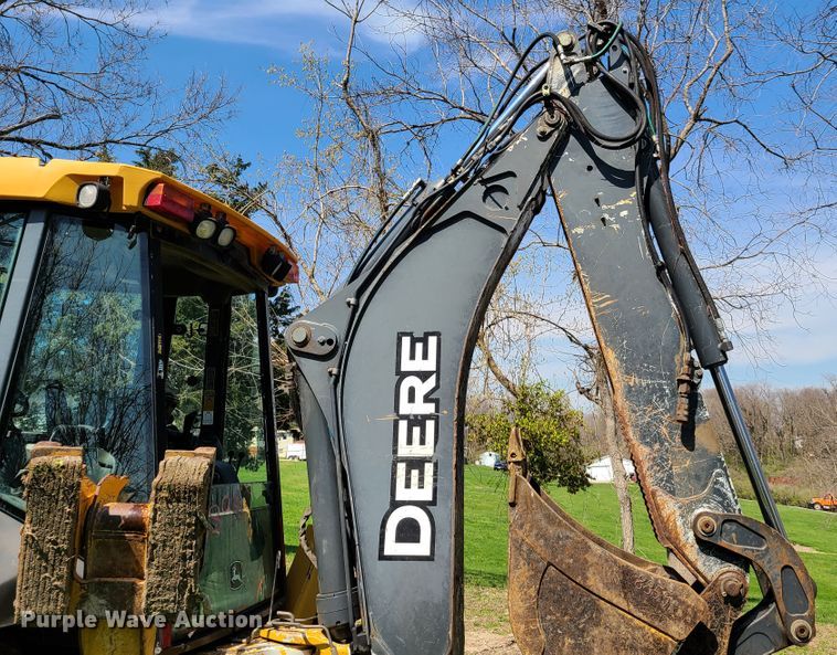 image for item EL9801 2010 John Deere 410J  backhoe