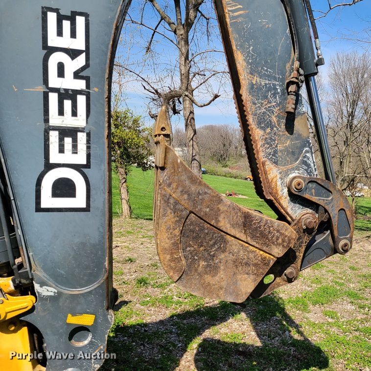 image for item EL9801 2010 John Deere 410J  backhoe
