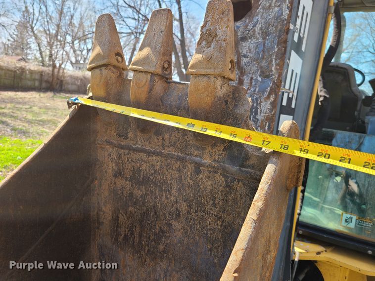 image for item EL9801 2010 John Deere 410J  backhoe