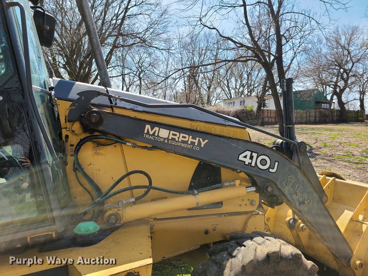 image for item EL9801 2010 John Deere 410J  backhoe