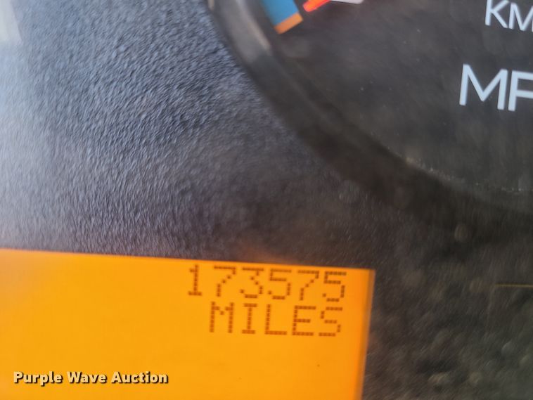 image for item EL9805 2008 International 4400 tank truck