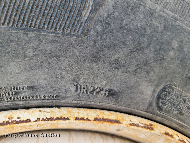 image for item EL9805 2008 International 4400 tank truck