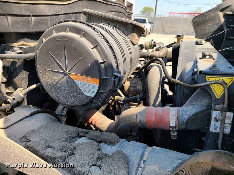 image for item EL9805 2008 International 4400 tank truck