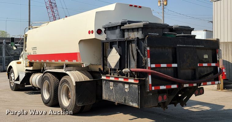 image for item EL9806 2007 Kenworth T300 tank truck