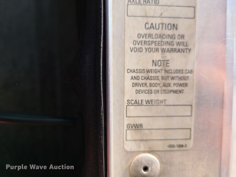 image for item EL9806 2007 Kenworth T300 tank truck