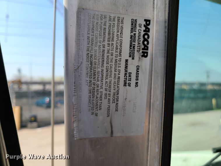 image for item EL9806 2007 Kenworth T300 tank truck