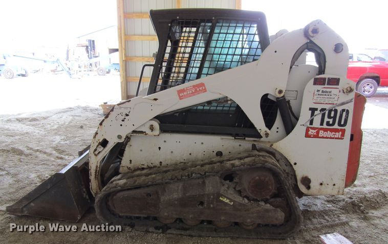 image for item FD9406 2012 Bobcat T190  tracked skid steer loader