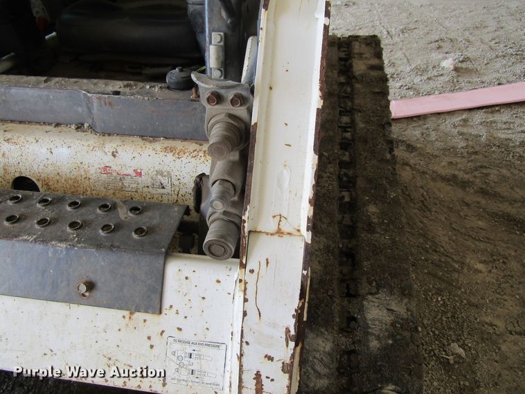 image for item FD9406 2012 Bobcat T190  tracked skid steer loader