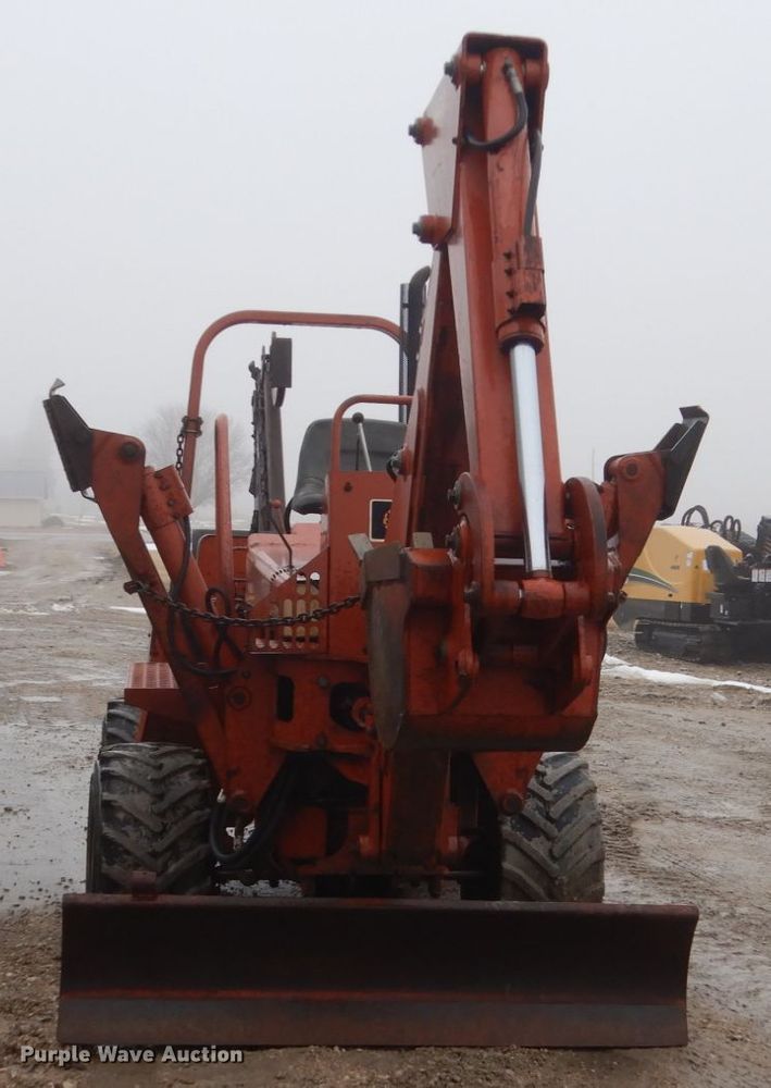 image for item FX9016 Ditch Witch 5110 trencher and trailer