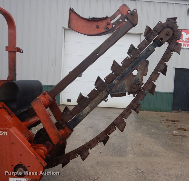 image for item FX9016 Ditch Witch 5110 trencher and trailer