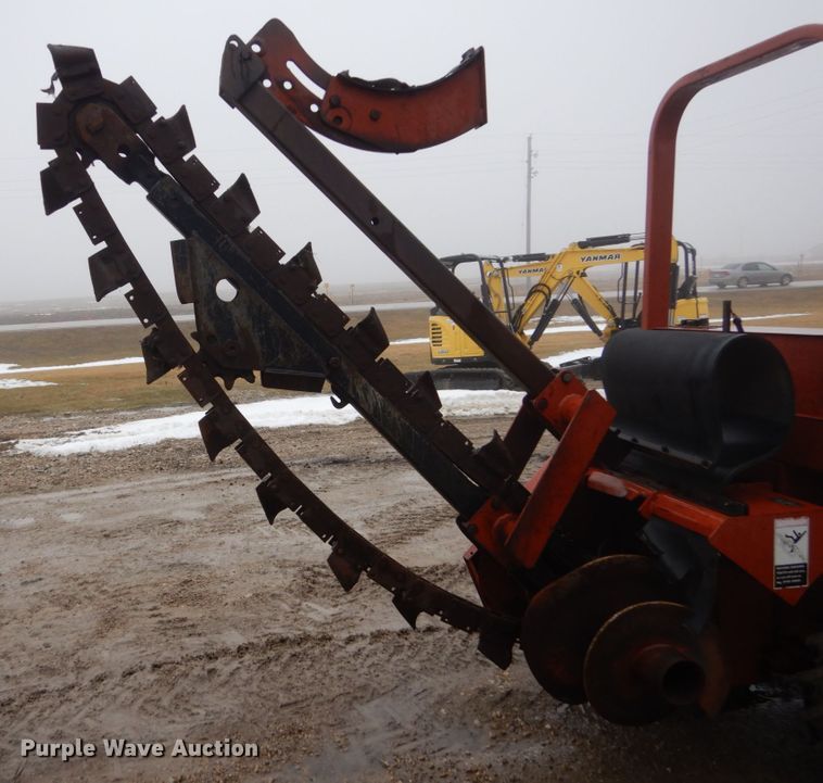 image for item FX9016 Ditch Witch 5110 trencher and trailer