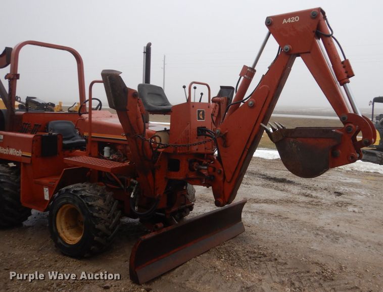 image for item FX9016 Ditch Witch 5110 trencher and trailer
