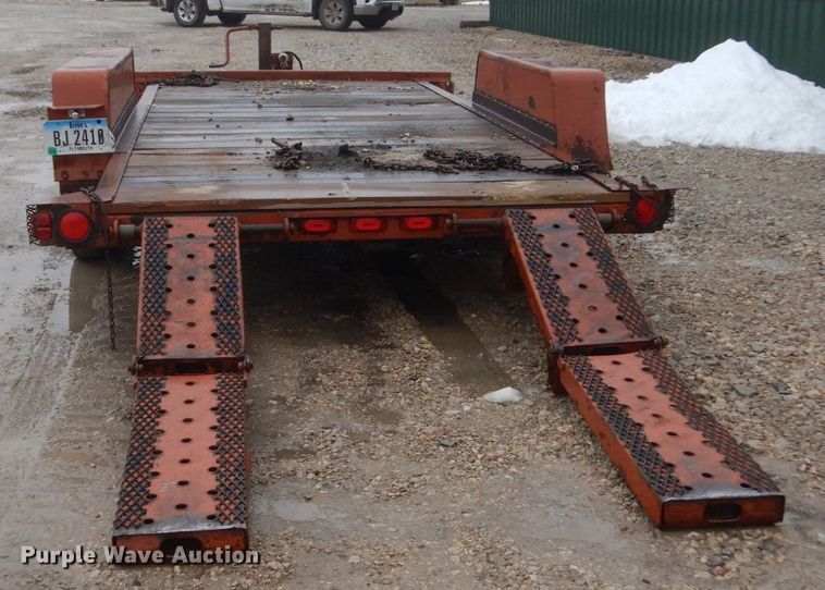 image for item FX9016 Ditch Witch 5110 trencher and trailer