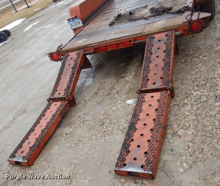 image for item FX9016 Ditch Witch 5110 trencher and trailer