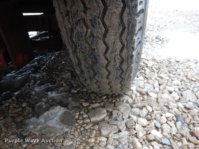 image for item FX9016 Ditch Witch 5110 trencher and trailer