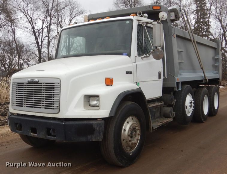 image for item FX9022 2000 Freightliner FL80 dump truck