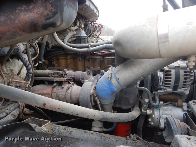 image for item FX9022 2000 Freightliner FL80 dump truck