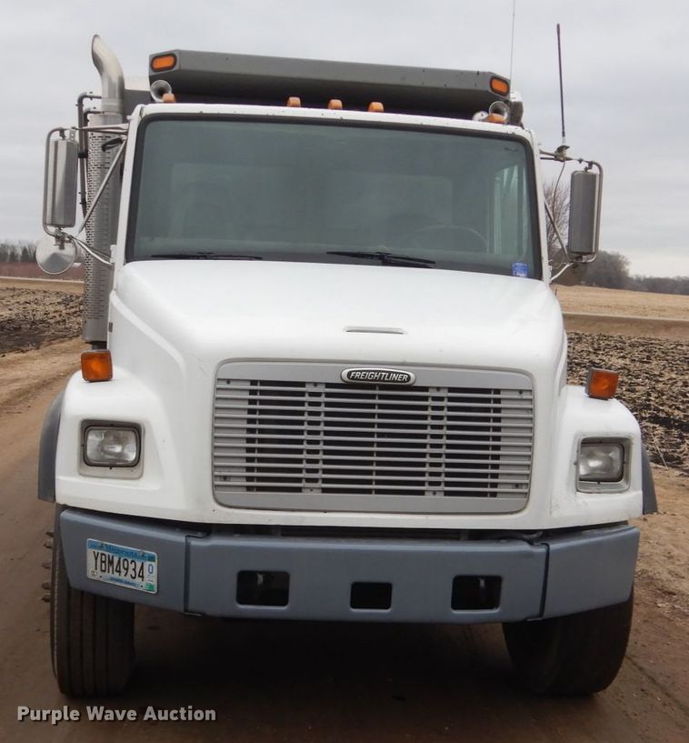 image for item FX9024 2000 Freightliner FL80 dump truck