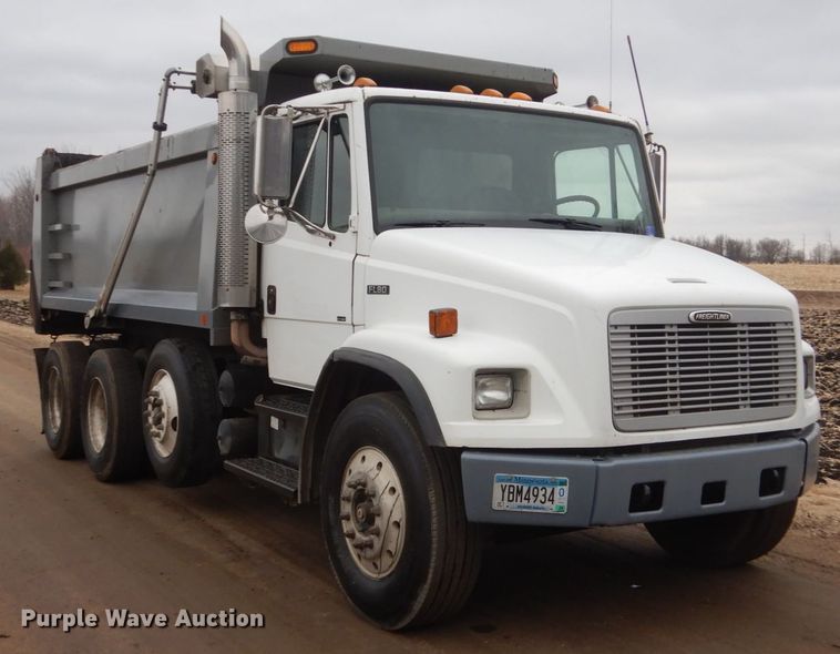image for item FX9024 2000 Freightliner FL80 dump truck