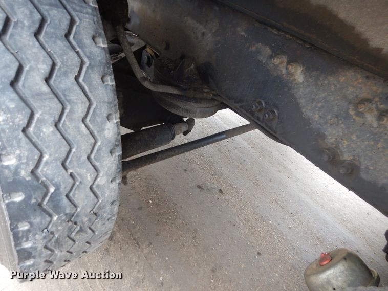 image for item FX9024 2000 Freightliner FL80 dump truck