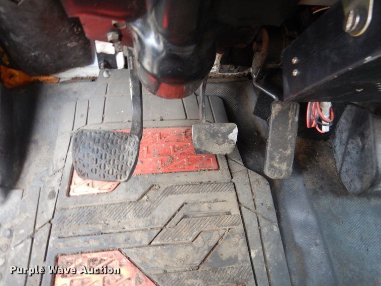 image for item FX9024 2000 Freightliner FL80 dump truck