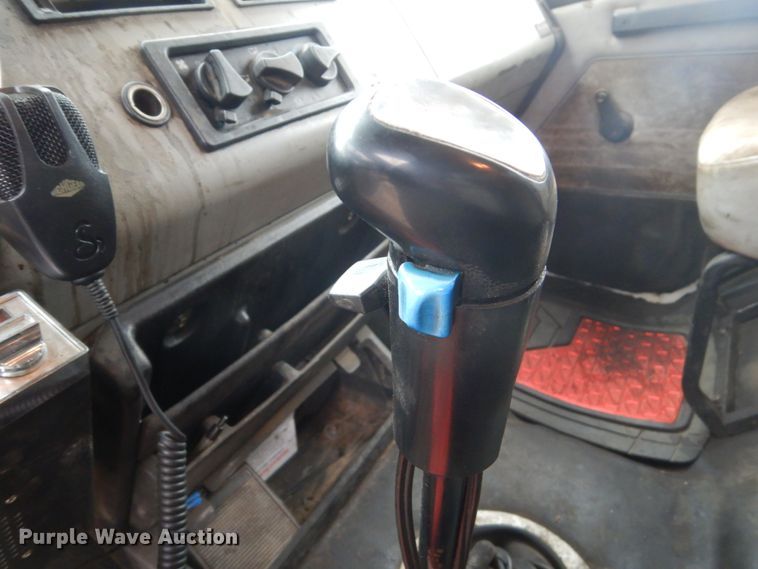 image for item FX9024 2000 Freightliner FL80 dump truck