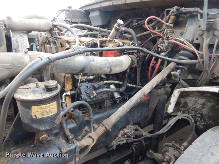 image for item FX9024 2000 Freightliner FL80 dump truck