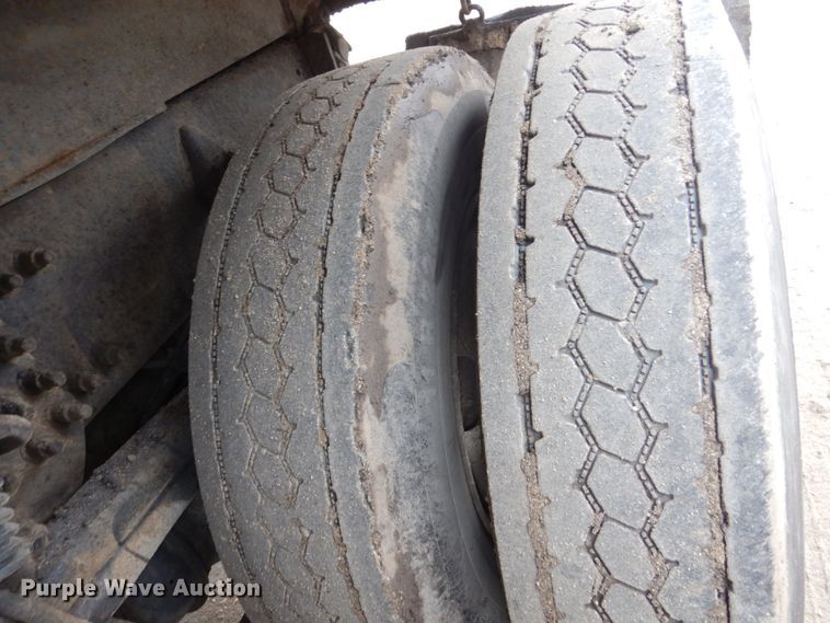 image for item FX9024 2000 Freightliner FL80 dump truck