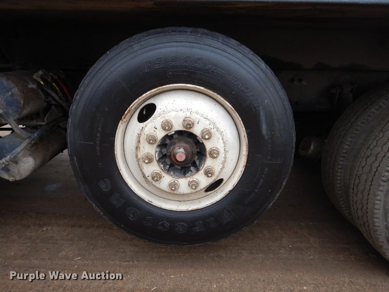 image for item FX9024 2000 Freightliner FL80 dump truck