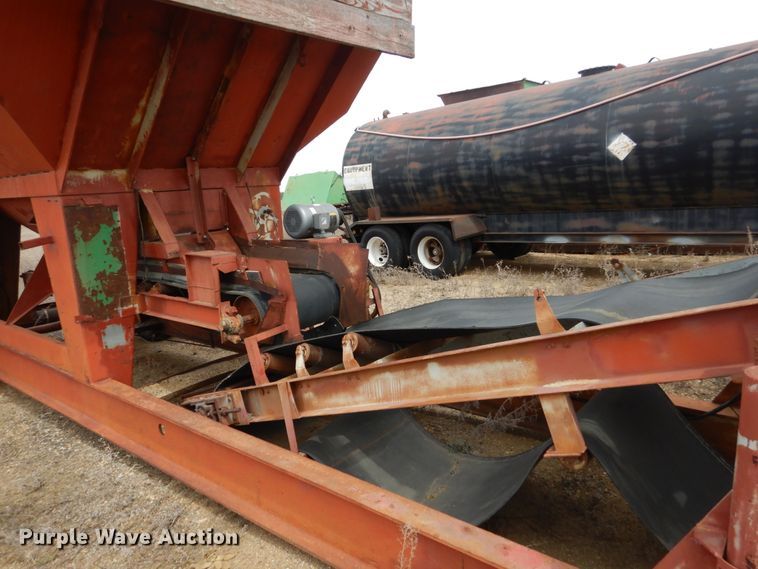 image for item FX9097 Hopper conveyor