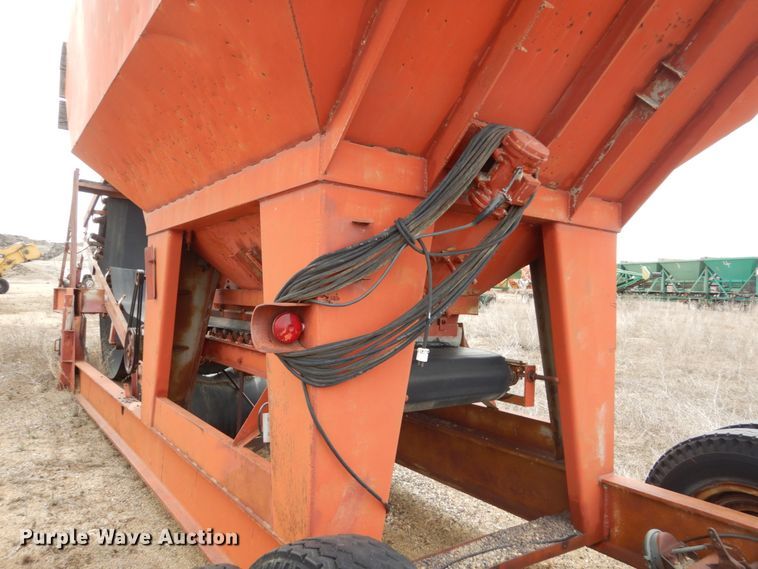 image for item FX9097 Hopper conveyor