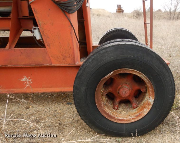 image for item FX9097 Hopper conveyor