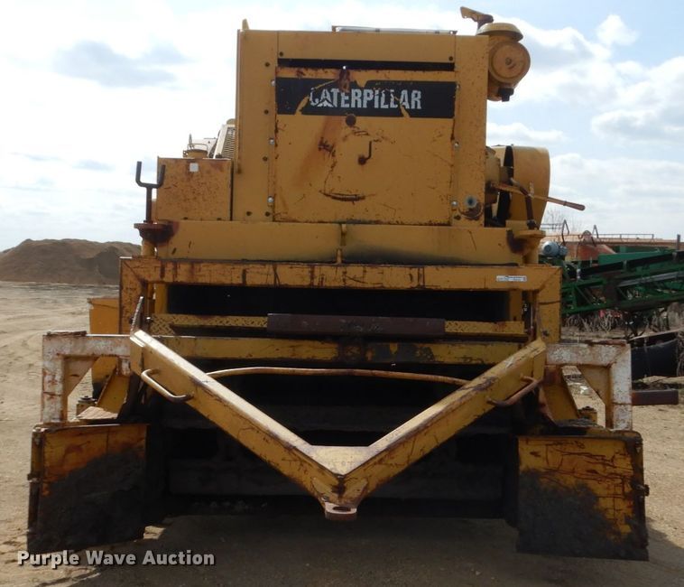 image for item FX9104 Caterpillar WE-851 windrow elevator