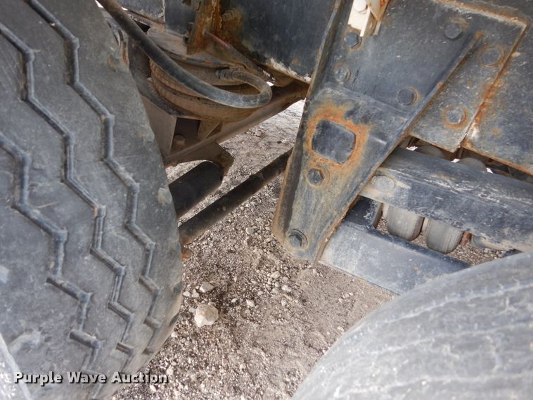 image for item FX9119 1997 Mack RD690S ready mix truck