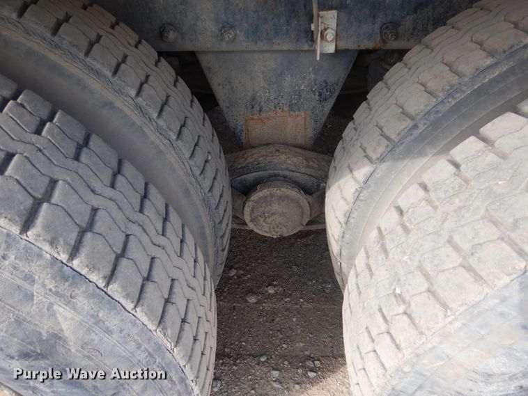 image for item FX9119 1997 Mack RD690S ready mix truck