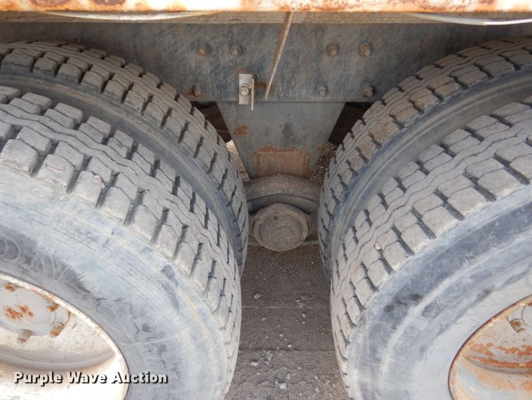 image for item FX9119 1997 Mack RD690S ready mix truck