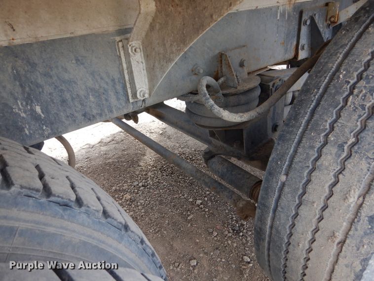 image for item FX9119 1997 Mack RD690S ready mix truck