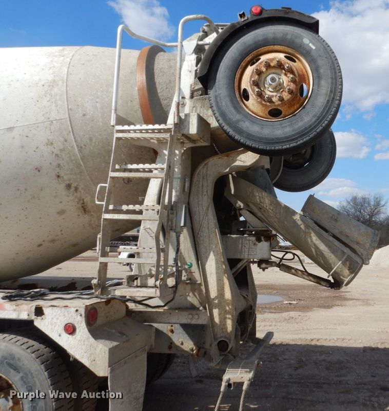 image for item FX9119 1997 Mack RD690S ready mix truck