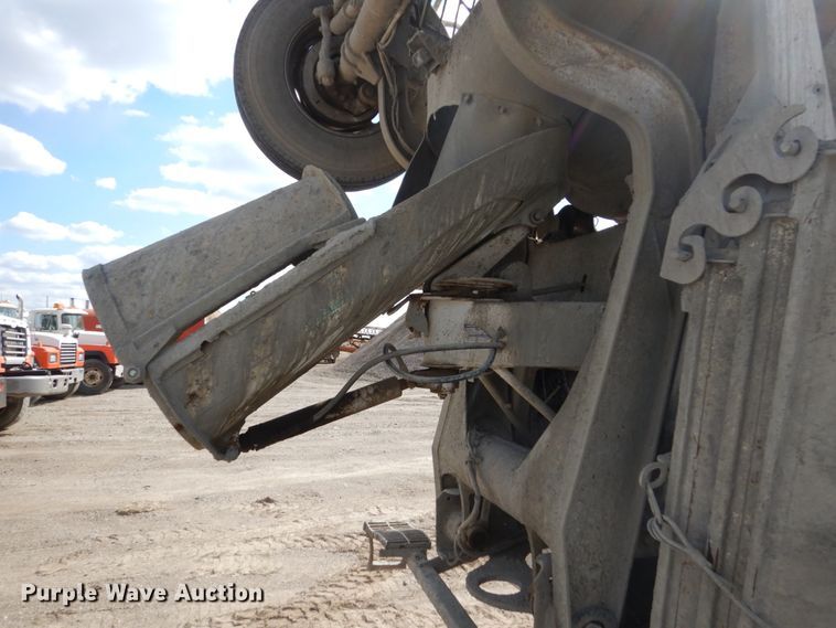 image for item FX9119 1997 Mack RD690S ready mix truck