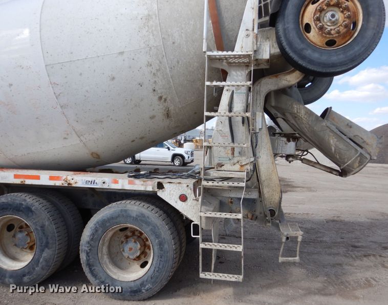 image for item FX9119 1997 Mack RD690S ready mix truck