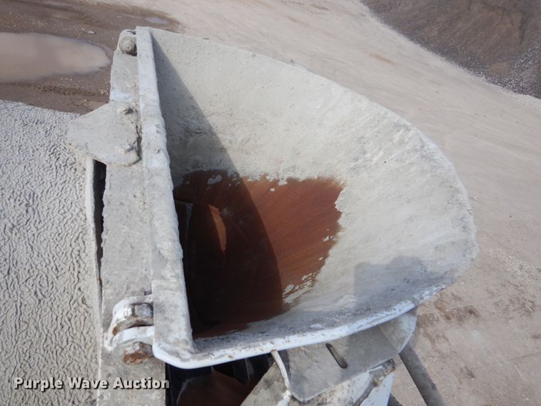 image for item FX9119 1997 Mack RD690S ready mix truck