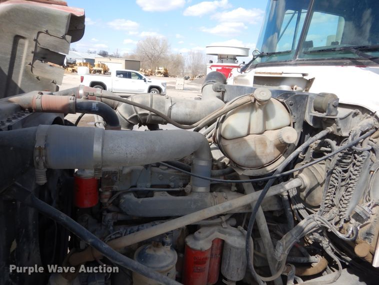 image for item FX9119 1997 Mack RD690S ready mix truck