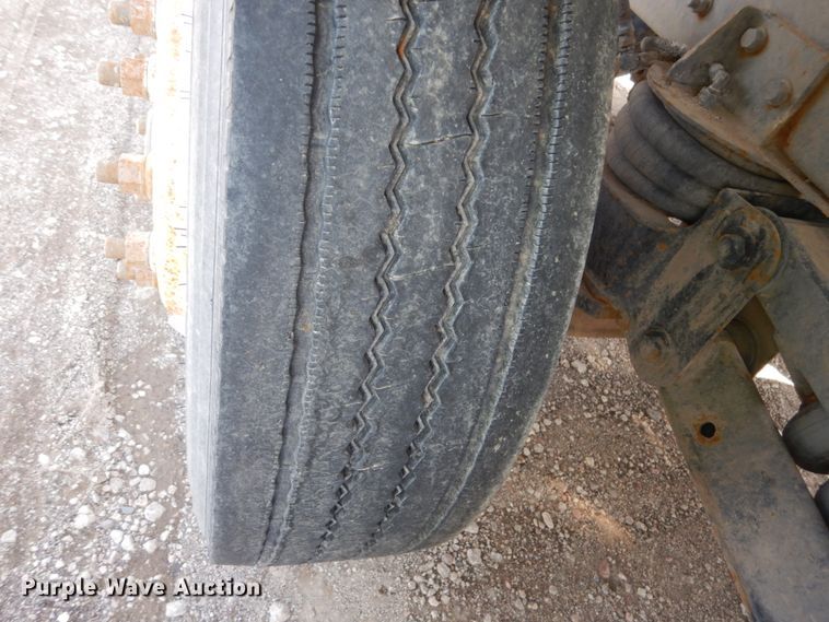 image for item FX9119 1997 Mack RD690S ready mix truck