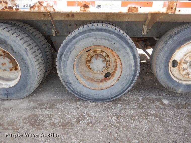 image for item FX9119 1997 Mack RD690S ready mix truck