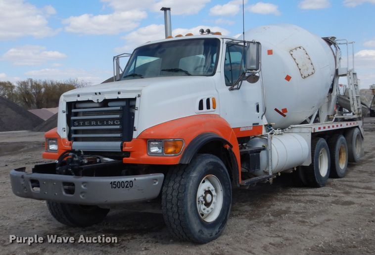 image for item FX9121 2004 Sterling L-Line ready mix truck