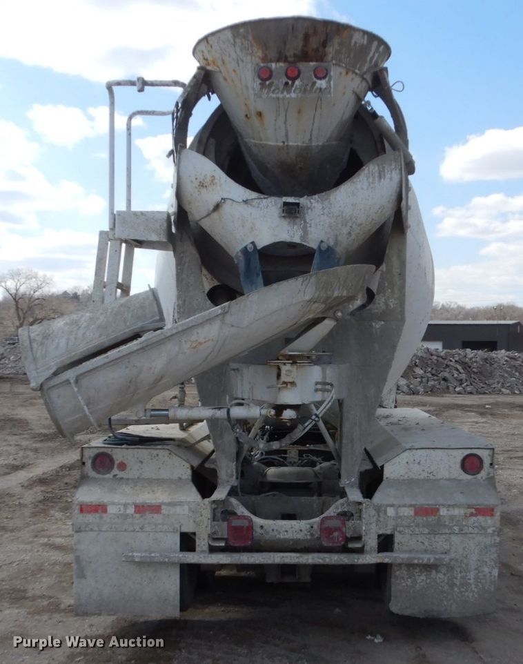 image for item FX9121 2004 Sterling L-Line ready mix truck