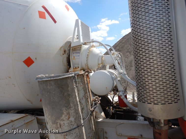 image for item FX9121 2004 Sterling L-Line ready mix truck